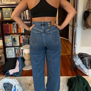 Levi’s Ribcage Wide-Leg Jeans